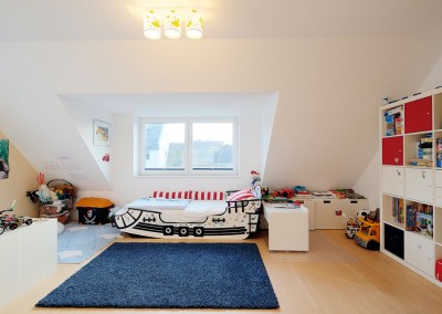 Immobilienmakler Düsseldorf Lörick - Einfamilienhaus am Rhein zu vermieten